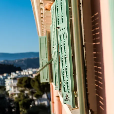 Le Saint Paul 3* Nice