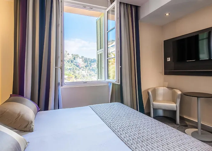 ホテル Le Saint Paul ニース