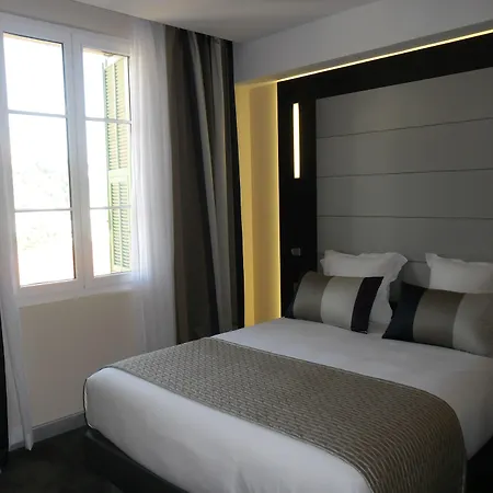 Le Saint Paul 3* Nice