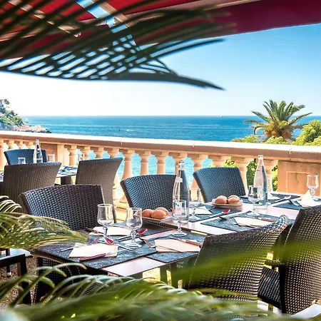 Le Saint Paul Hotel 3*